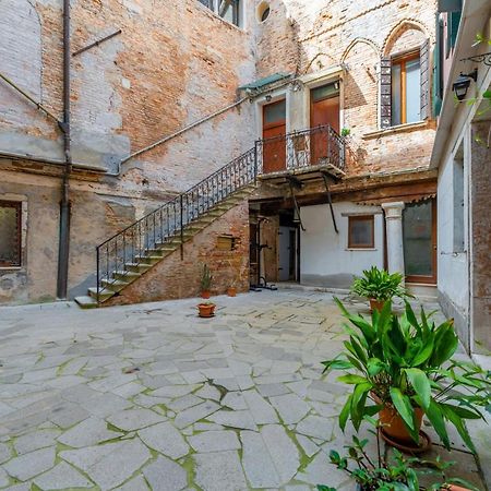 Cannaregio Romantic View Apartment Benátky Exteriér fotografie